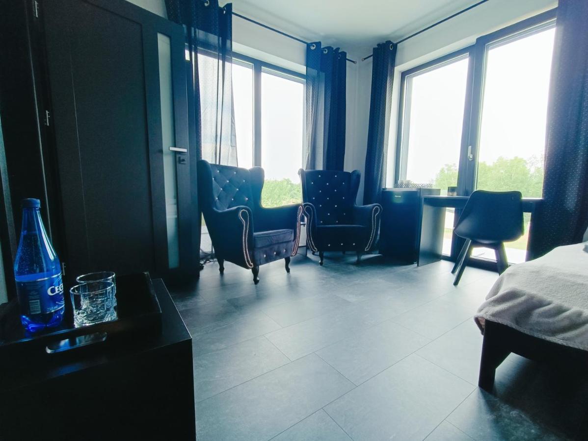 Modern Rancho - Apartamenty Nad Rzeka, Przy Stadninie Koni Kruszyna  Luaran gambar