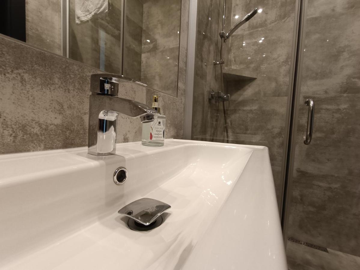 Modern Rancho - Apartamenty Nad Rzeka, Przy Stadninie Koni Kruszyna  Luaran gambar