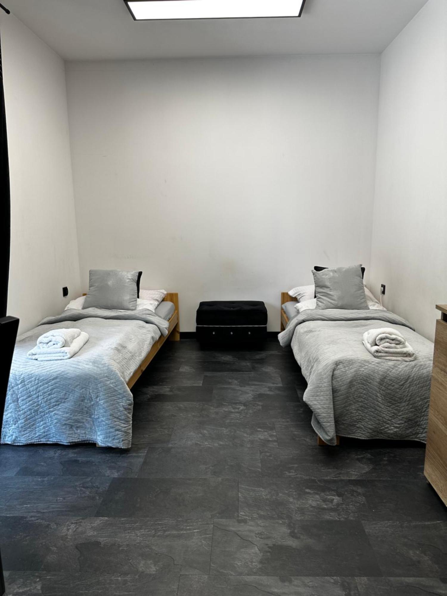 Modern Rancho - Apartamenty Nad Rzeka, Przy Stadninie Koni Kruszyna  Luaran gambar