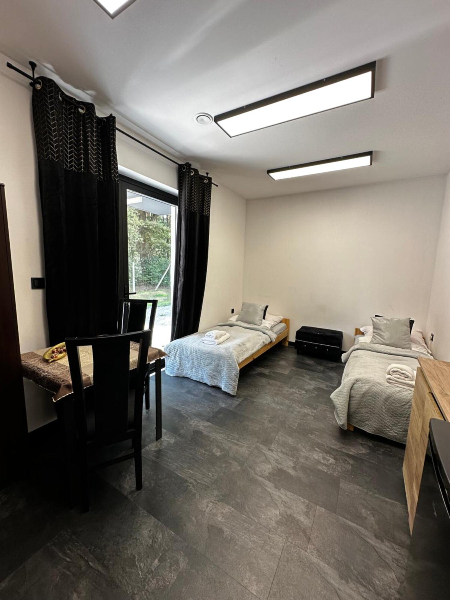 Modern Rancho - Apartamenty Nad Rzeka, Przy Stadninie Koni Kruszyna  Luaran gambar