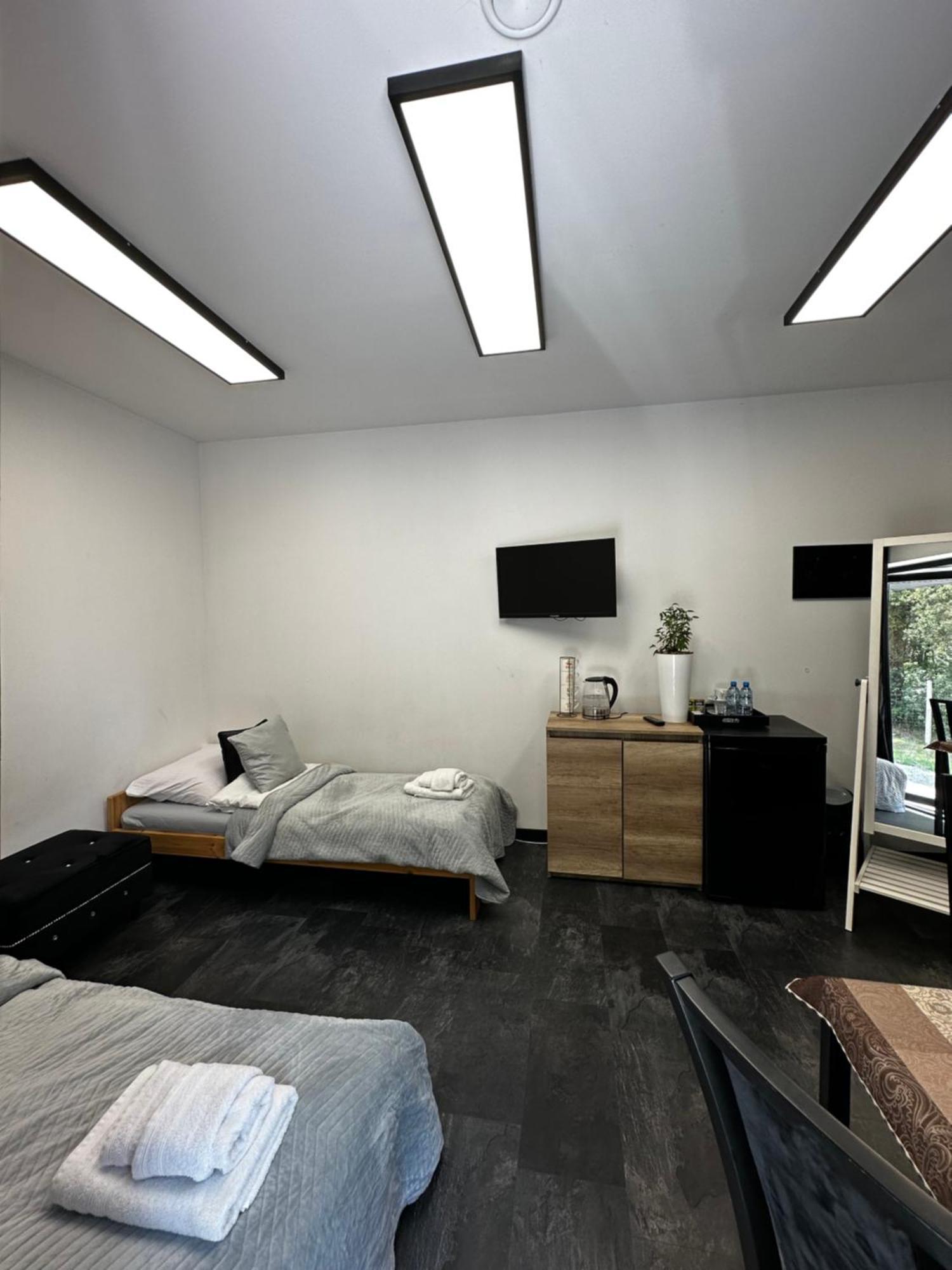 Modern Rancho - Apartamenty Nad Rzeka, Przy Stadninie Koni Kruszyna  Luaran gambar