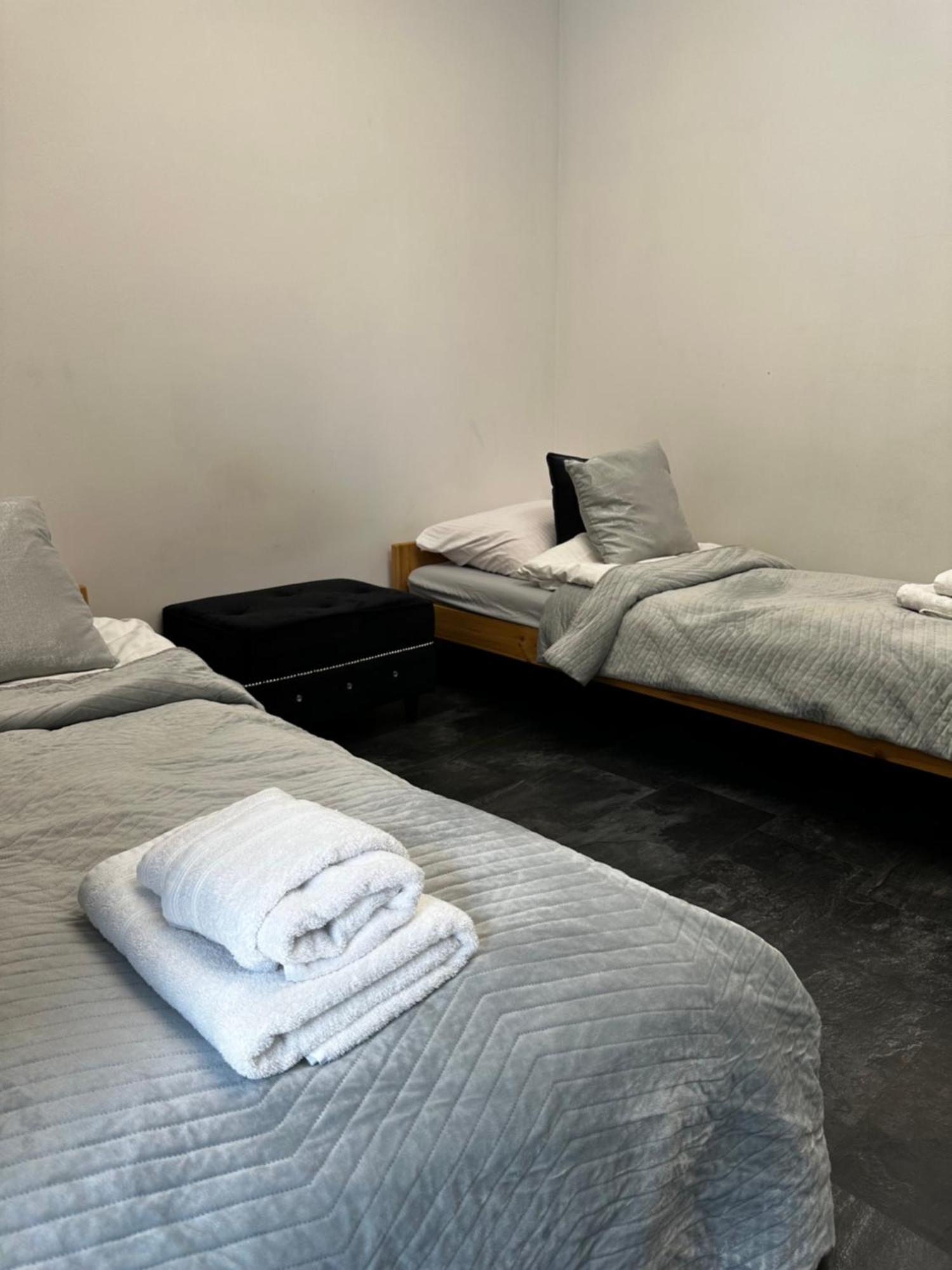 Modern Rancho - Apartamenty Nad Rzeka, Przy Stadninie Koni Kruszyna  Luaran gambar